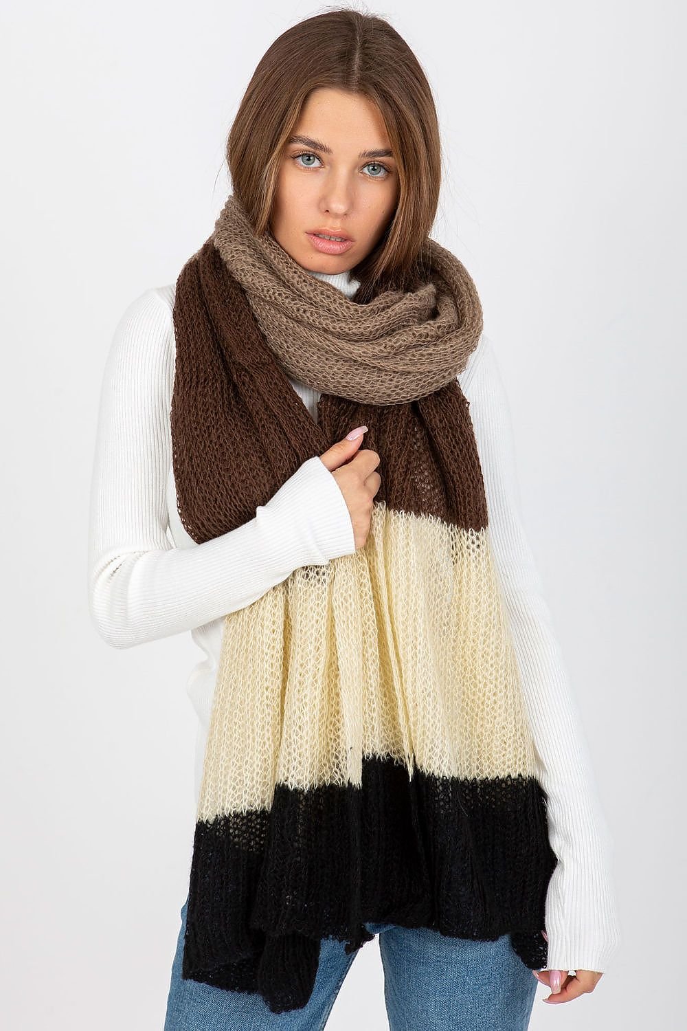 Shawl model 185902